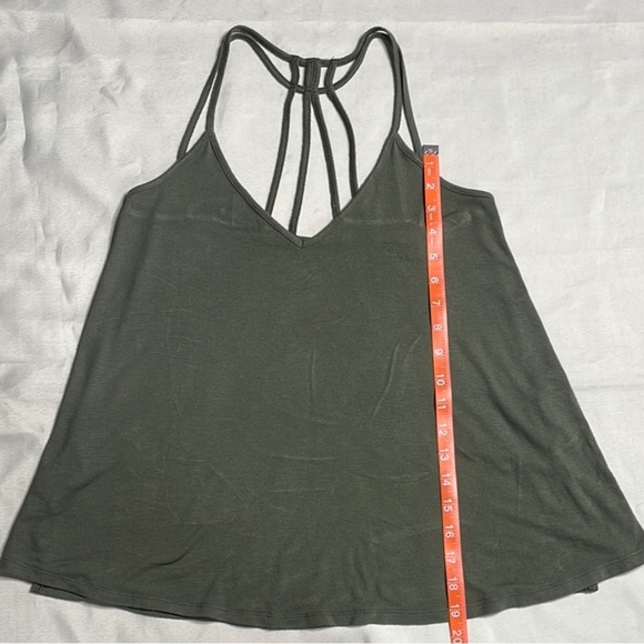 EXPRESS Olive Green Women's Halter Top - Picture 5 of 10